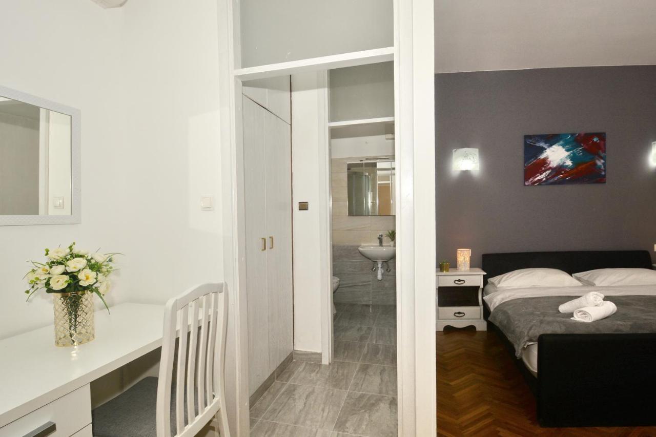 Guesthouse Kamen Kuca Podstrana Ngoại thất bức ảnh